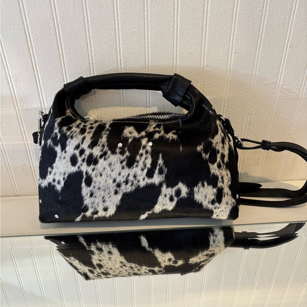 NÚNOO! Brand New With Tags! Scandi style from Copenhagen.